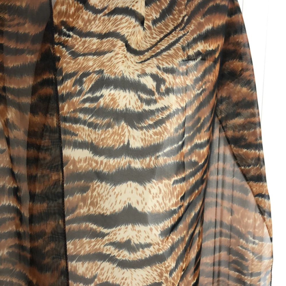Chic Animal Print Scarf Shawl Breezy Sheer VTG - Picture 2 of 12